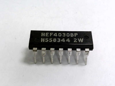 NXP SEMICONDUCTOR HEF4030BP