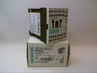 SIEMENS 3RH1122-2AV00