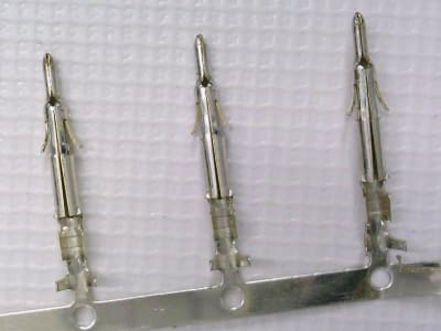 TE CONNECTIVITY 170359-1