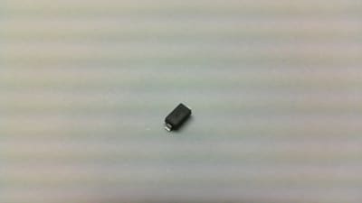 DIODES INC BZT52C27-7-F