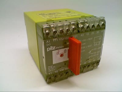 PILZ PNOZ-6-24VDC-3S/1O