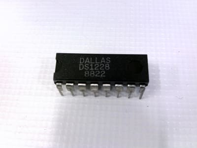 DALLAS INSTRUMENTS DS1228