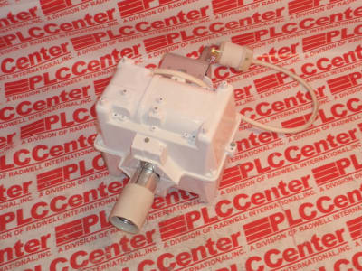 HUBBELL BL-400S8-PA-2C4HLP1WH