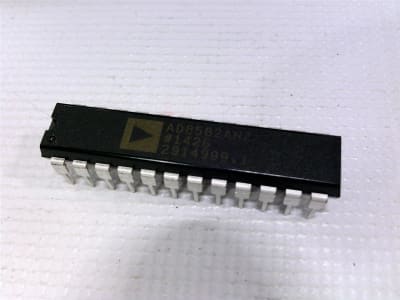 ANALOG DEVICES AD8582ANZ
