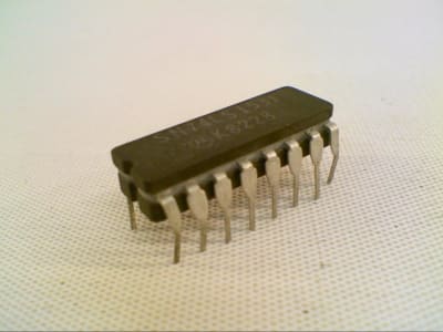 TEXAS INSTRUMENTS SEMI SN74LS153J