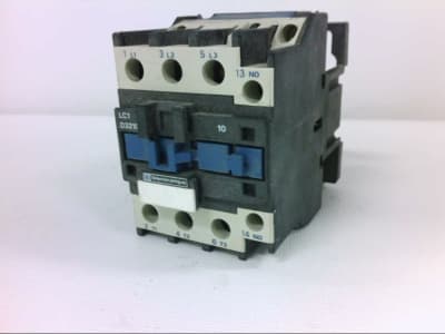 SCHNEIDER ELECTRIC LC1D3210Q7