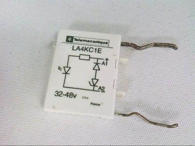 SCHNEIDER ELECTRIC LA4KC1E