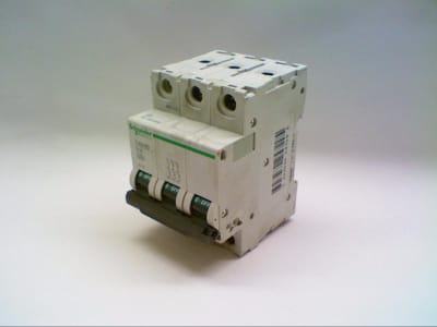 SCHNEIDER ELECTRIC MG25729