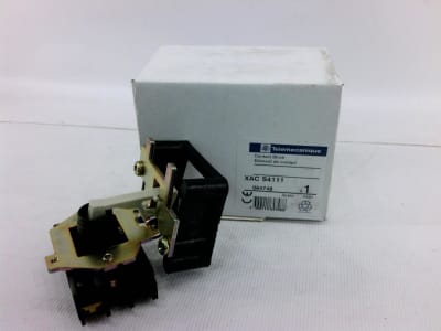 SCHNEIDER ELECTRIC XAC-S4111