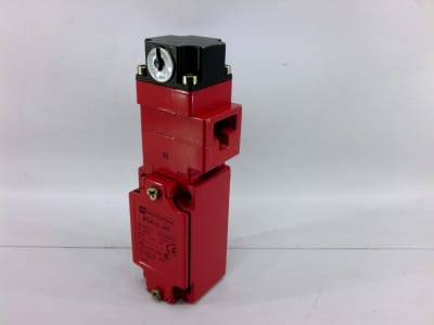 SCHNEIDER ELECTRIC XCK-J5930H7