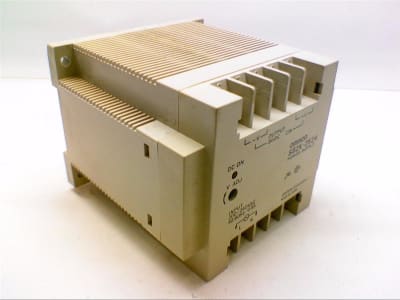 OMRON S82K-2524