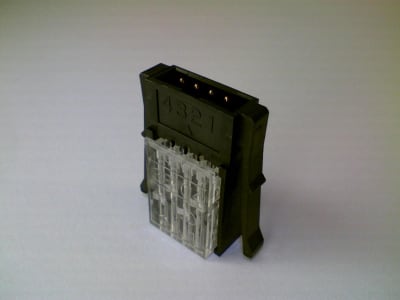 3M 33104
