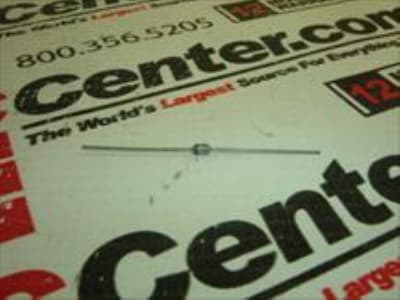 NXP SEMICONDUCTOR 1N4735