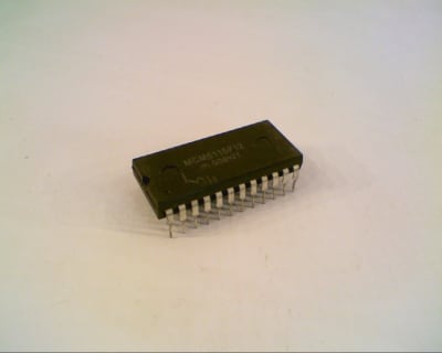 NXP SEMICONDUCTOR MCM6116P12