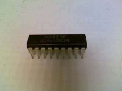 NXP SEMICONDUCTOR MCM2114P20