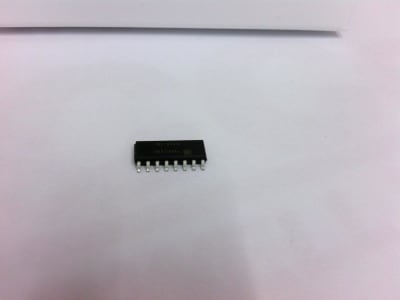 TOSHIBA 74HC133D