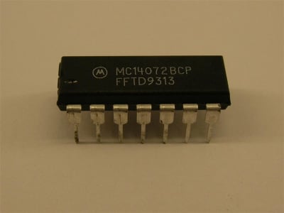 NXP SEMICONDUCTOR MC14072BCP