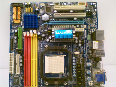 GIGABYTE GA-MA78GM-US2H