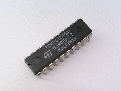 ST MICRO M74HCT245B1