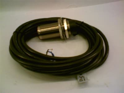 ALLEN BRADLEY 872C-B15BR30-E4