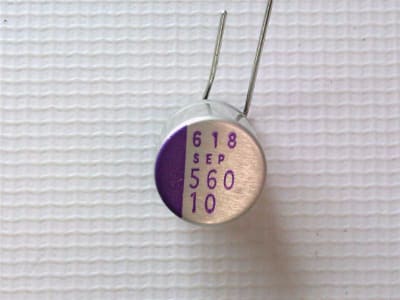 NICHICON PLF1A561MDO1TD