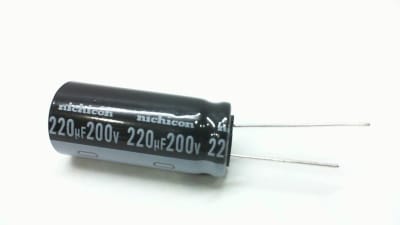 NICHICON UVK2D221MHD