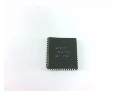 INFINEON CY7C136-25JXC