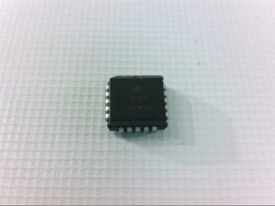 NXP SEMICONDUCTOR 10124