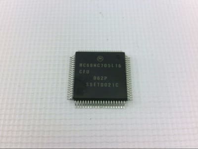 NXP SEMICONDUCTOR MC68HC705L16