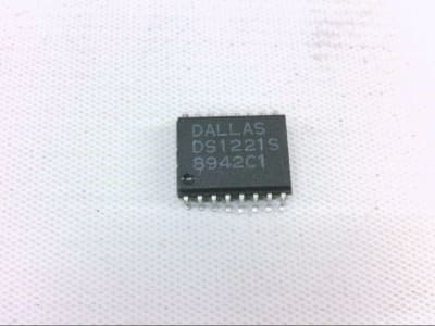 DALLAS SEMICONDUCTOR DS1221S