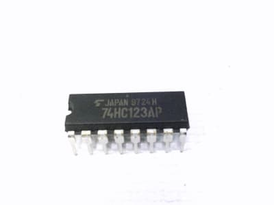 TOSHIBA 74HC123AP
