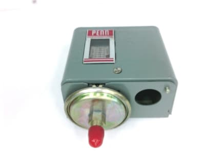 JOHNSON CONTROLS P67EA-5