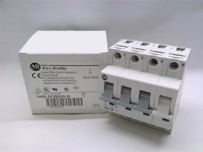 ALLEN BRADLEY 1492-SP3B200-N