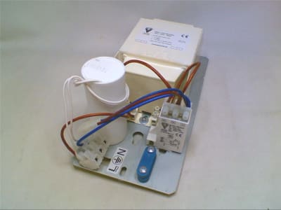 VENTURE LIGHTING INTERNATIONAL HMA402232CG