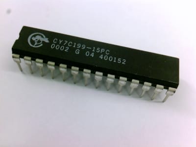 INFINEON CY7C199-15PC