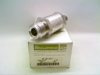 SWAGELOK SS-12C-VCR-1