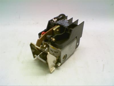 SCHNEIDER ELECTRIC MG44913