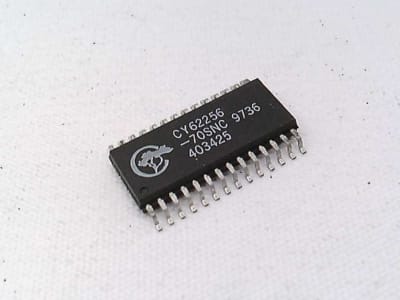 INFINEON CY62256-70SNC