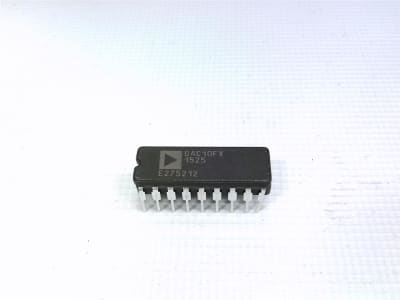 ANALOG DEVICES DAC10FX