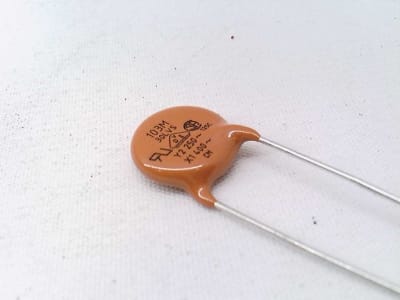 GENERIC CCR.01U250V1