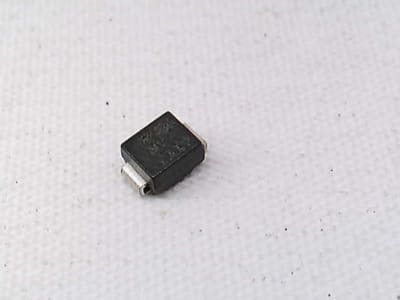 GENERIC SM6T100CA