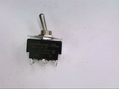 MULTICOMP MCR13-28B-05