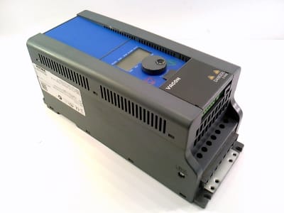 DANFOSS VACON0010-3L-0009-4-MACHINERY-SM01-EMC2-QPES