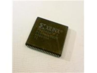 XILINX XC3042A-7PC84I