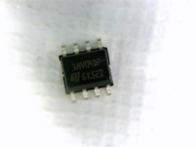 ST MICRO VNS1NV04DP-E