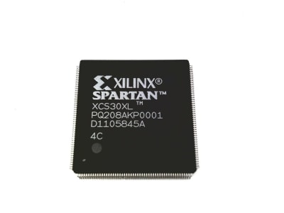 XILINX XCS30XL4PQ208C