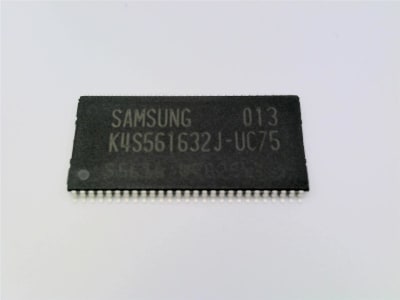 SAMSUNG K4S561632J-UC75