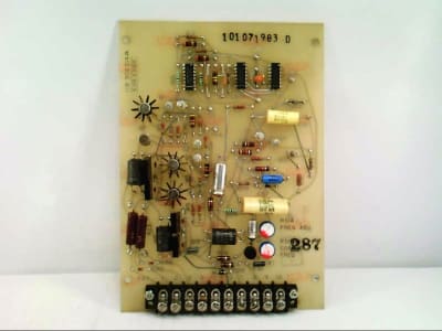 TE CONNECTIVITY 101071983-D