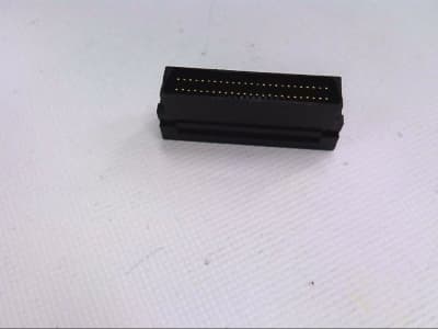 TE CONNECTIVITY 5390377-5