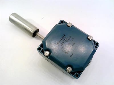 TELEMECANIQUE SENSORS XCRT215